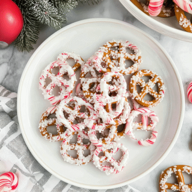 va20107 White Chocolate Peppermint Pretzels. Amateur photo from 73b18741 c35e 4b6a b7a5 59087f2fa36f